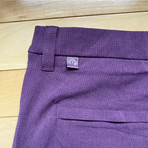 Lululemon Commission Short Classic 7” size 34 light amethyest velvet - Picture 6 of 6